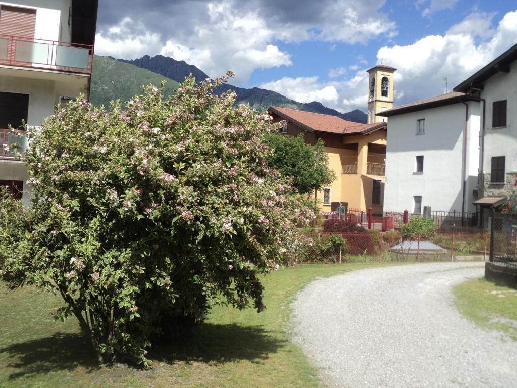 Albergo Del Cacciatore Cremeno Exteriér fotografie